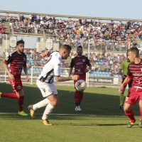 El CD. Badajoz recibe al líder con la necesidad de ganar