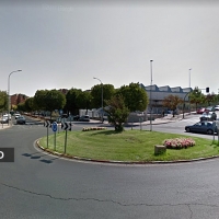 Un hombre grave al ser atropellado en Cáceres