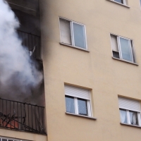Imágenes del grave incendio en una vivienda en San Fernando