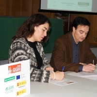 Firmado un convenio para mejorar la accesibilidad de la comunidad gitana