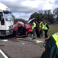 En estado crítico el herido en el accidente de la carretera Cáceres - Badajoz