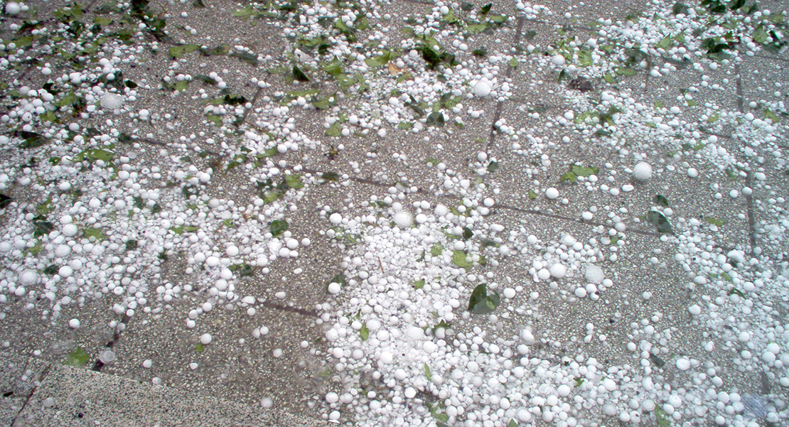 Nivel rojo por granizo en las autovías extremeñas