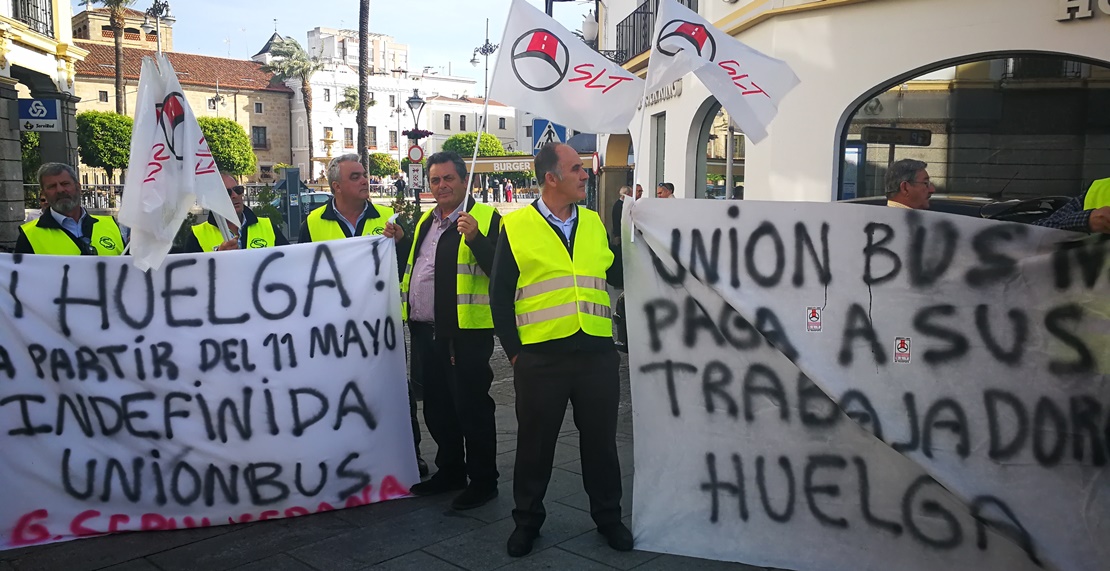 Unionbus exige a la Junta que abone la deuda y poder así pagar a sus trabajadores