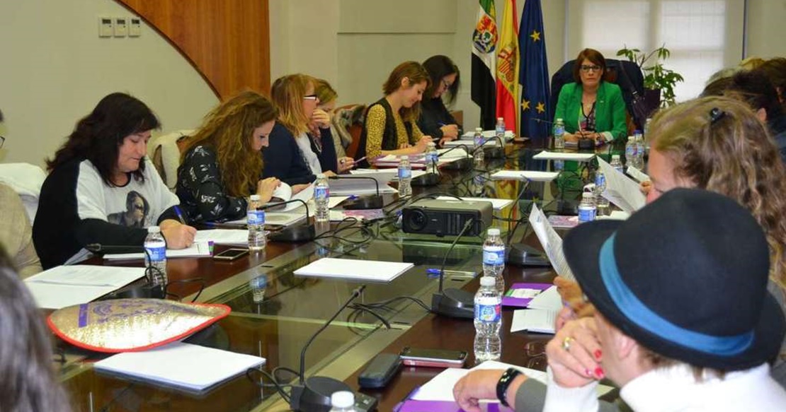 El Consejo Extremeño de Participación de las Mujeres se renueva