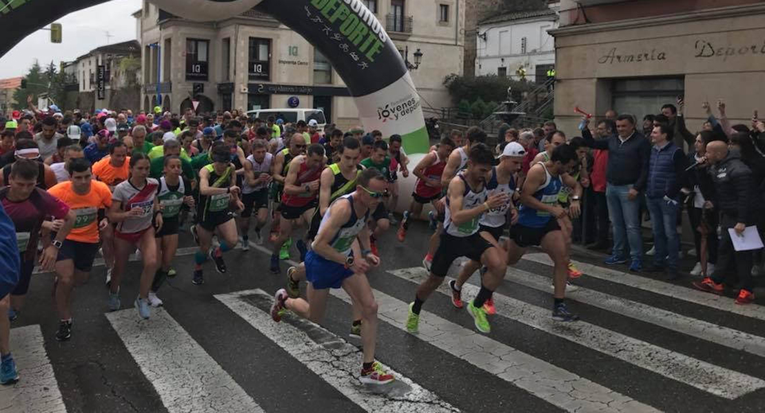 Mirabel y Barrios triunfan en la X Media Maratón de Coria
