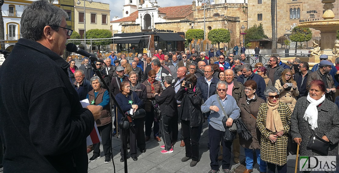 Los pensionistas, indignados, vuelven a tomar las calles de Mérida