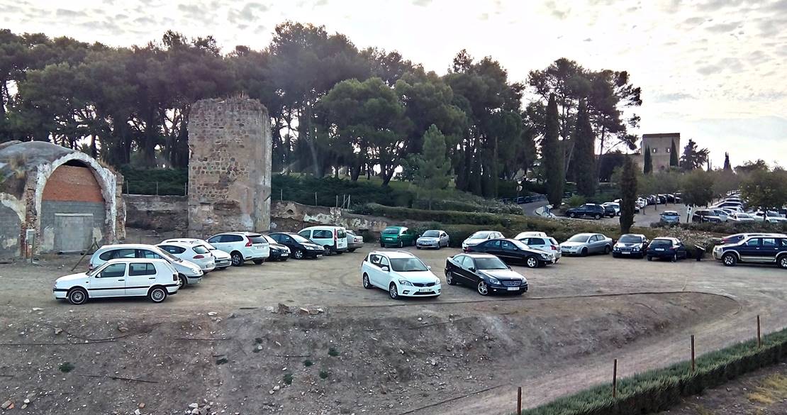 La reducción de aparcamientos públicos en la alcazaba comenzará este mes