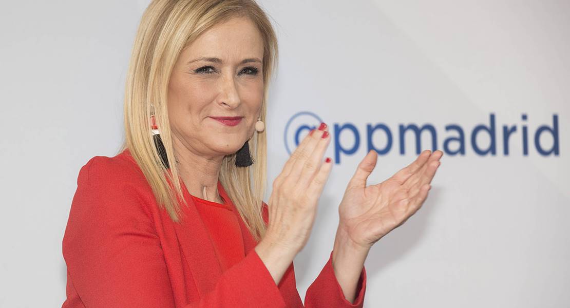 Cifuentes pide perdón y renuncia al máster