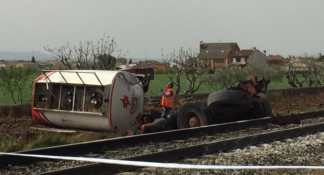 Un accidente mortal corta la línea férrea Madrid-Extremadura