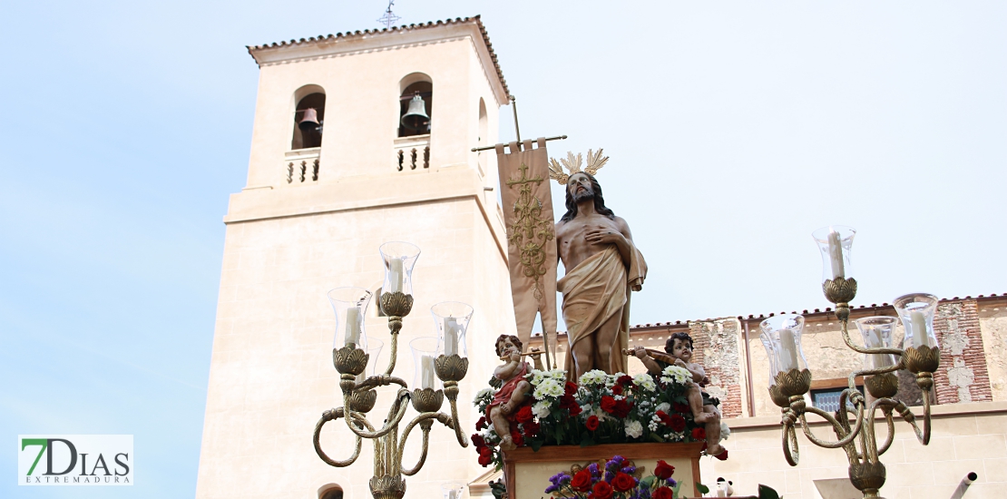 Bellas imágenes del Domingo de Resurrección de Badajoz