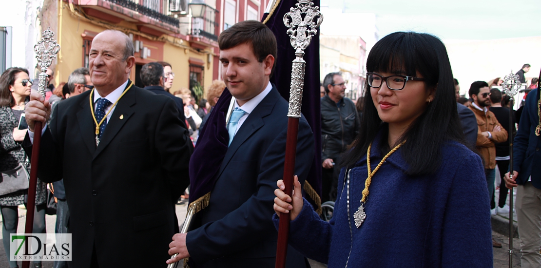 Bellas imágenes del Domingo de Resurrección de Badajoz