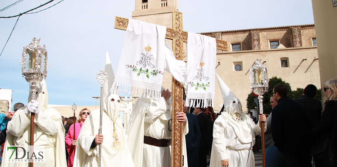 Bellas imágenes del Domingo de Resurrección de Badajoz