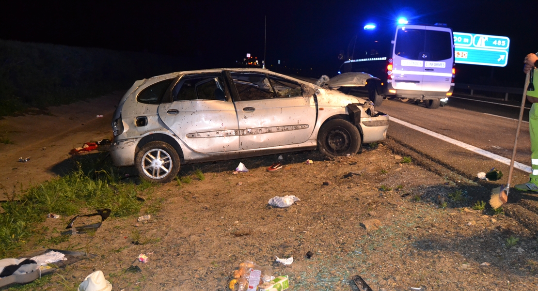 Nadie llevaba puesto el cinturón de seguridad en el accidente mortal ocurrido esta madrugada