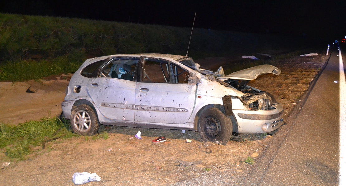 Nadie llevaba puesto el cinturón de seguridad en el accidente mortal ocurrido esta madrugada