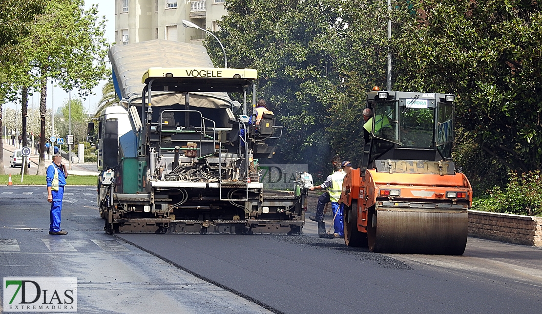 La principal avenida de Badajoz, en obras