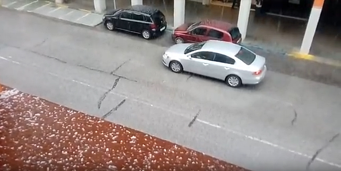 Graniza en Badajoz. Atención con el granizo esta tarde en Extremadura