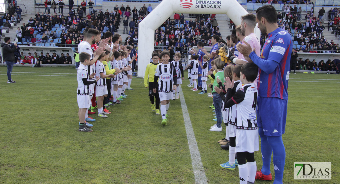 Imágenes del CD. Badajoz 1 - 0 Extremadura Unión Deportiva