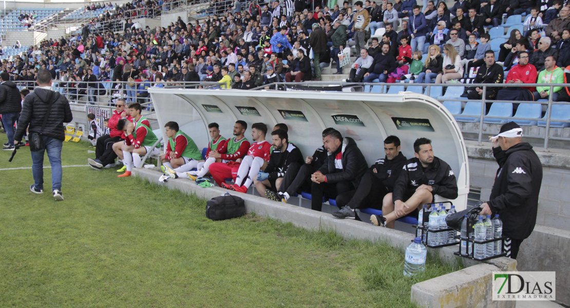 Imágenes del CD. Badajoz 1 - 0 Extremadura Unión Deportiva