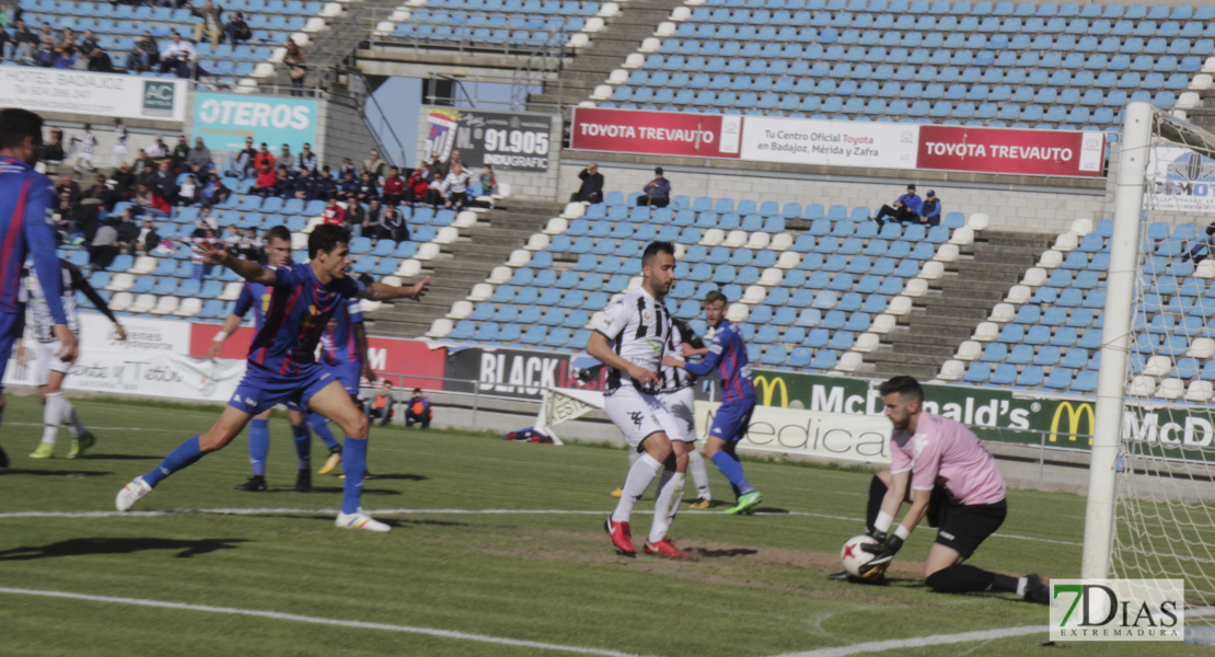 Imágenes del CD. Badajoz 1 - 0 Extremadura Unión Deportiva