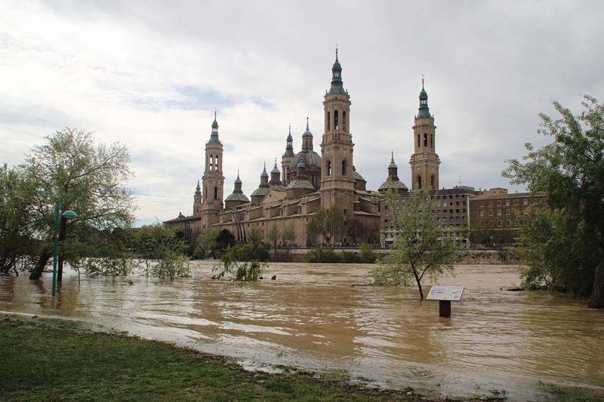 La crecida del Ebro en imágenes