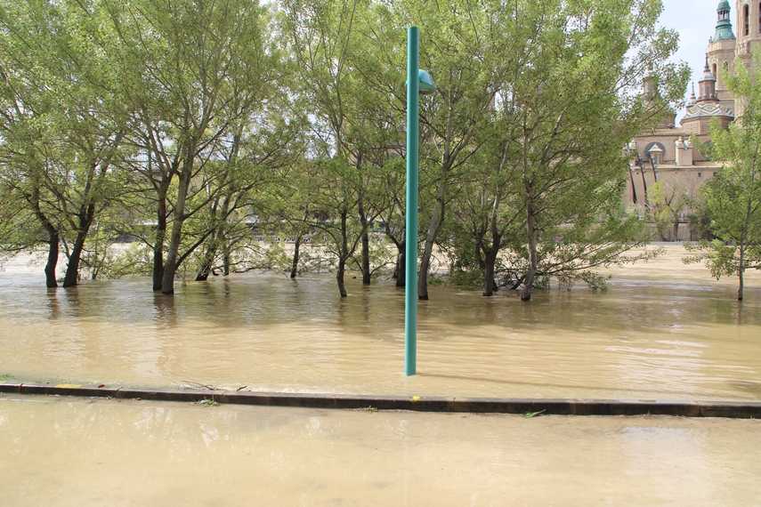 La crecida del Ebro en imágenes