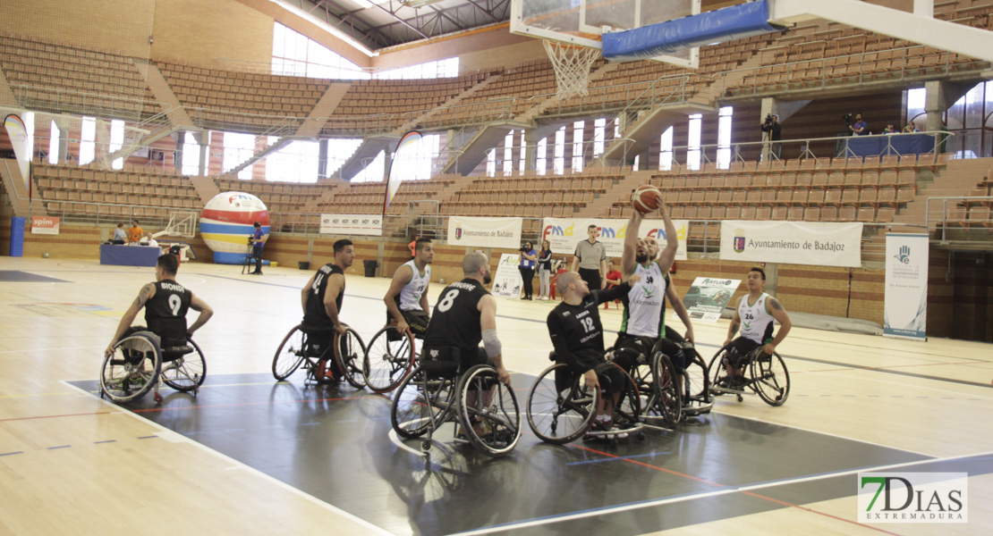 Imágenes del Mideba Extremadura 72 - 43 S. Stefano