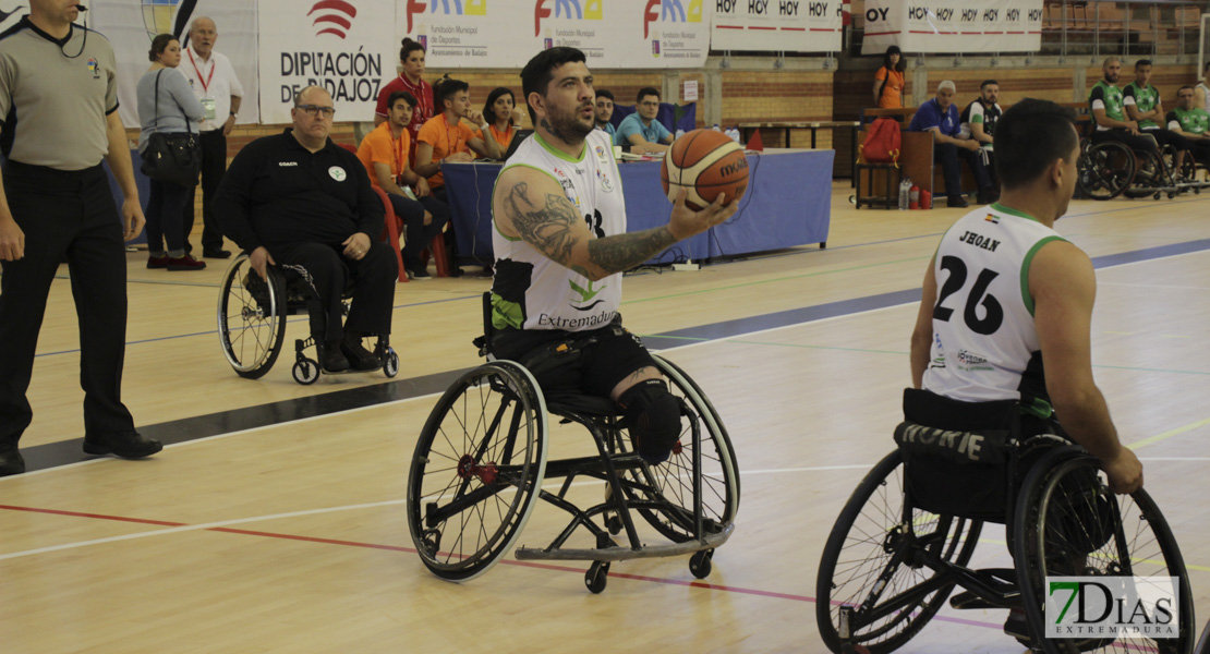 Imágenes del Mideba Extremadura 72 - 43 S. Stefano