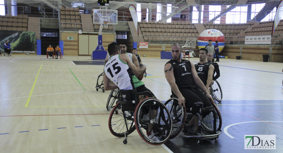 Imágenes del Mideba Extremadura 72 - 43 S. Stefano