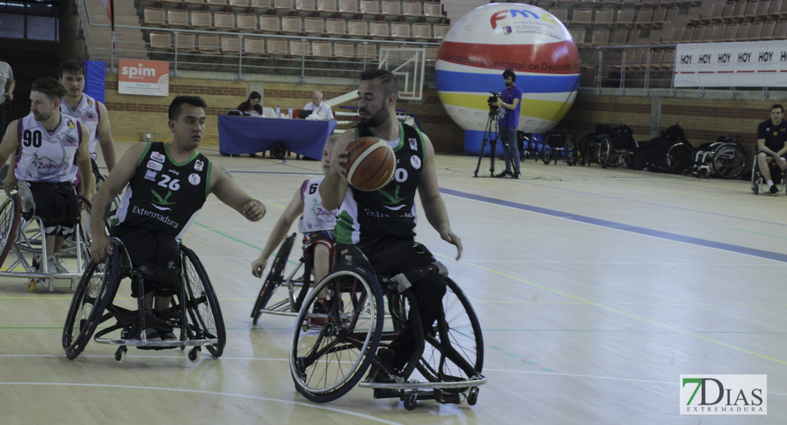 Imágenes del Rhine River Rhinos Wiesbaden 40 - 56 Mideba Extremadura