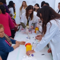 Mediciones de azúcar y tensión arterial esta tarde en la Plaza de España