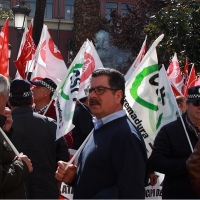 Manifestación de Policías y Bomberos extremeños: &quot;No entendemos a Montoro&quot;