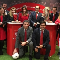 El Corte Inglés recibe la Copa de LaLiga Santander en Badajoz