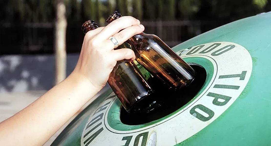 La hostelería de Trujillo toma conciencia en la importancia del reciclaje de vidrio