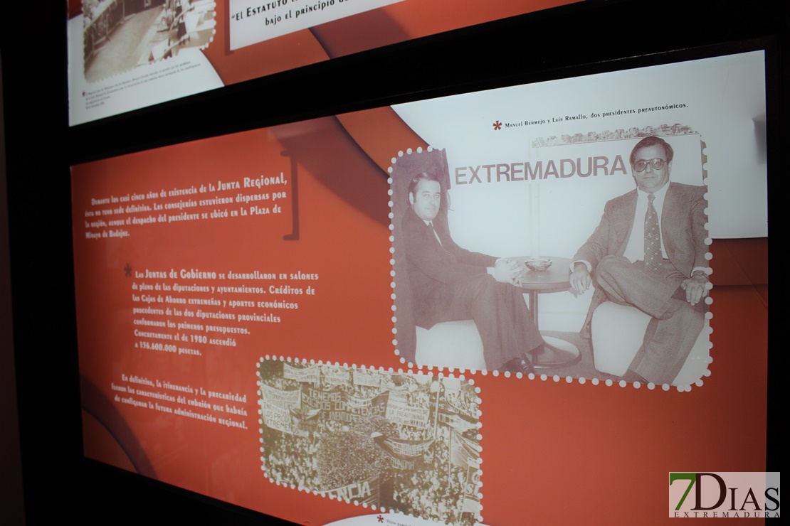 Una exposición repasa la historia de la Asamblea