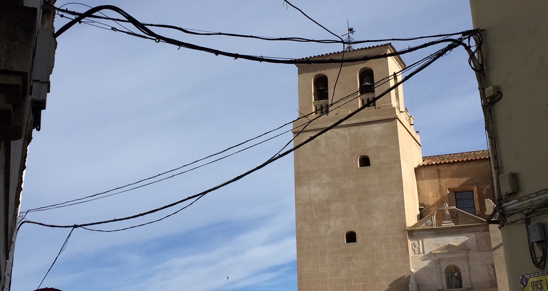 Cabezas marca como prioridad eliminar el cableado aéreo en el Casco Antiguo