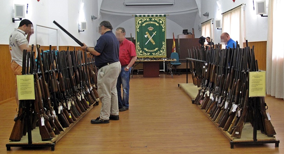 Subasta de armas en la comandancia de la Guardia Civil de Badajoz