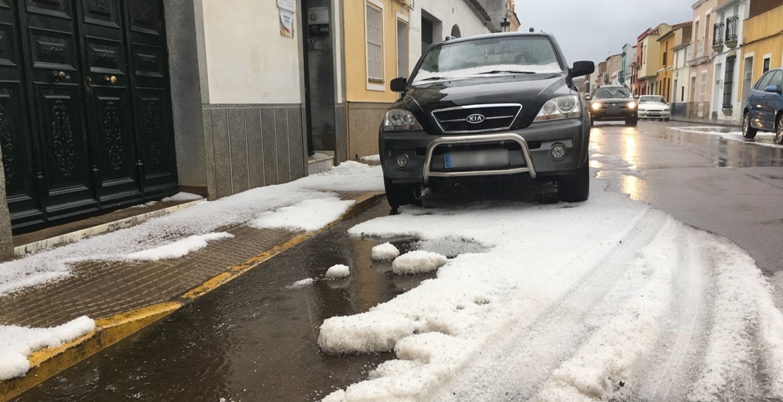 Llegan más imágenes de la granizada y posterior inundación en Guareña (Badajoz)
