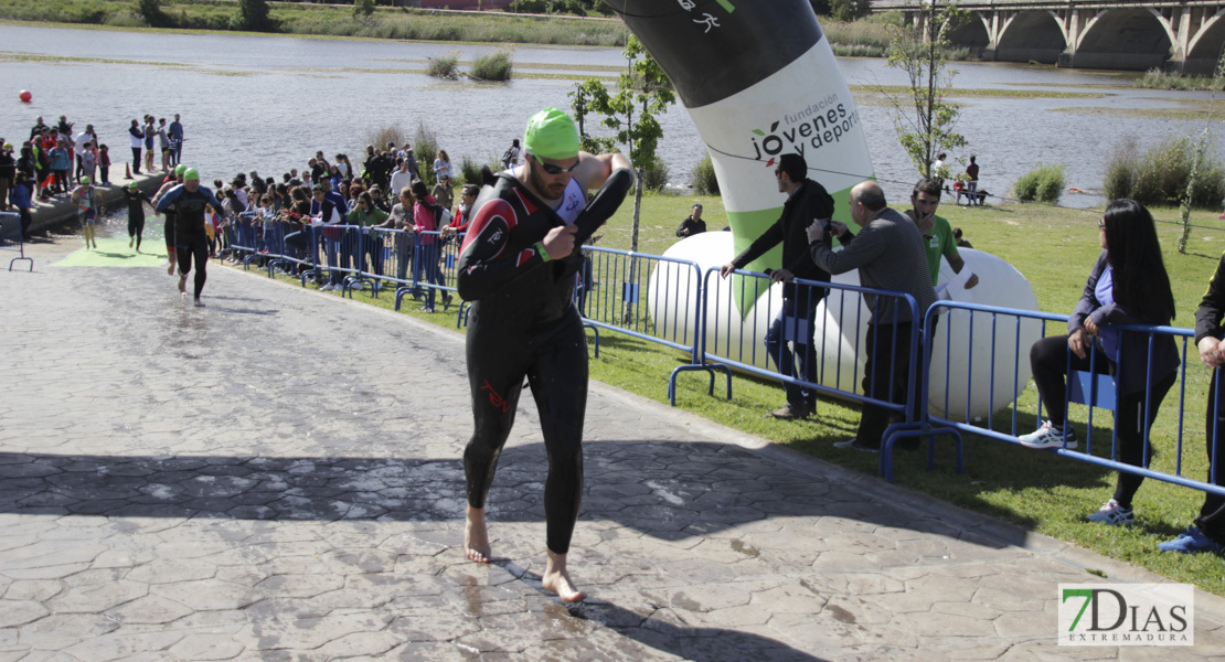 Imágenes del Triatlón Puerta Palmas de Badajoz 2018