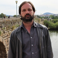 IU denuncia la reducción de la plantilla del transporte urbano de Mérida