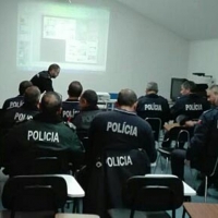 Policías de Extremadura forman a agentes lusos para prevenir delitos en la frontera