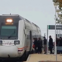 Los trenes vuelven a la vía Zafra – Huelva, que para Fomento es segura