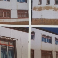 La AMPA de Villar del Rey obligada a comprar y coser cortinas para el colegio