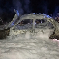 Salva su vida tras una colisión frontal y posterior incendio de su vehículo