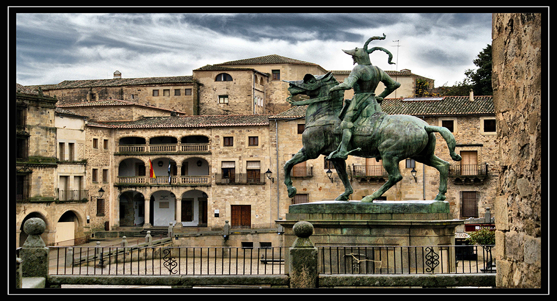 Trujillo conmemora la influencia de la Universidad de Salamanca y los Pizarro