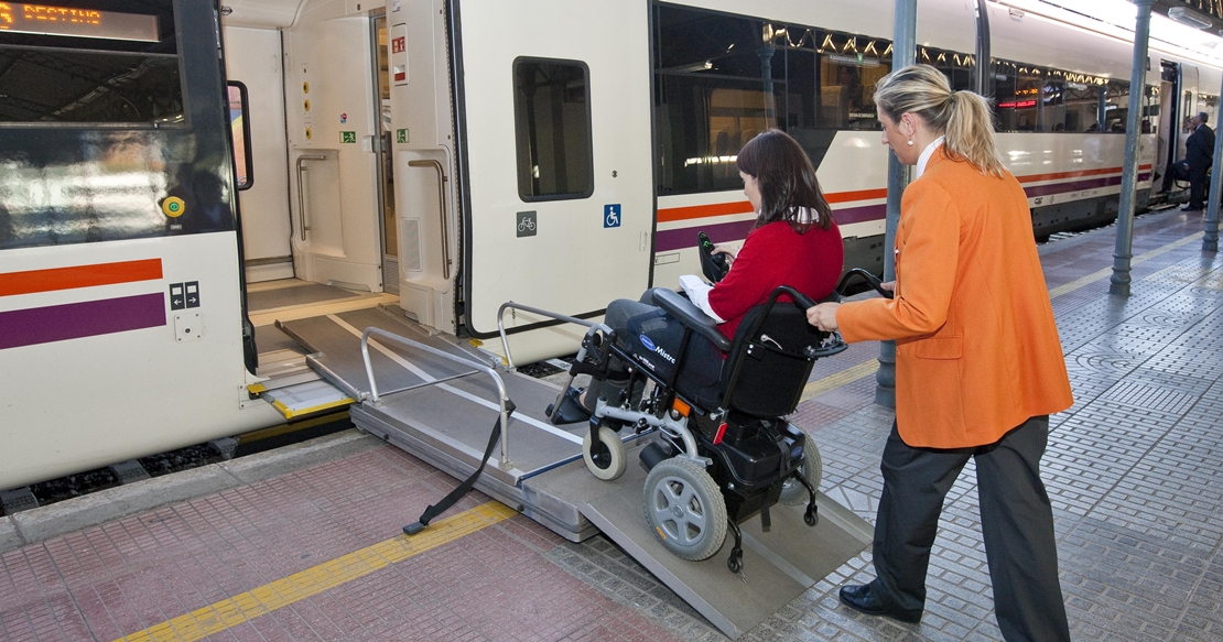 CGT denuncia el incumplimiento de la Ley de accesibilidad en RENFE y ADIF