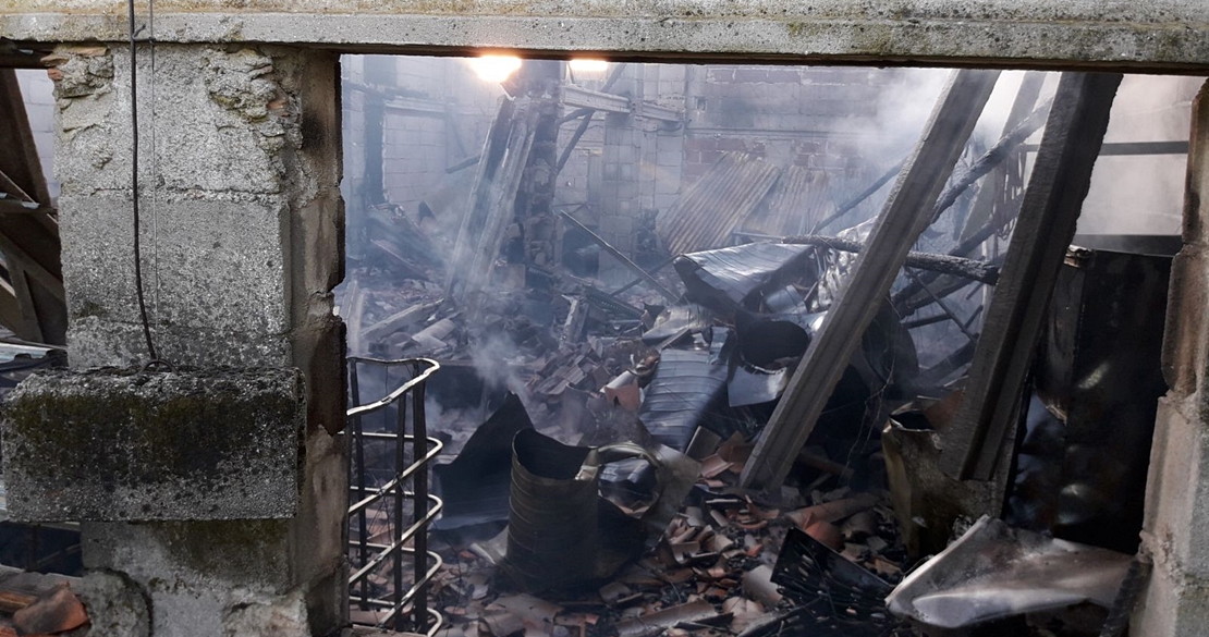 Grave incendio en una finca del norte extremeño