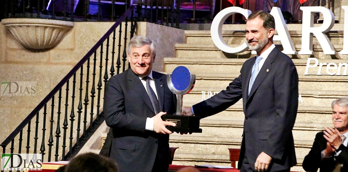 El Rey entrega el premio Carlos V a Tajani