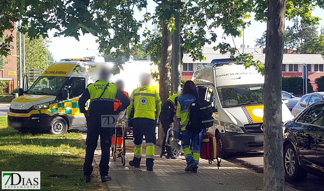 Herido un ciclista en un choque contra un turismo en Badajoz