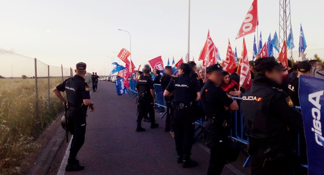Sindicatos: &quot;La actuación policial en la prisión de Badajoz fue desproporcionada&quot;