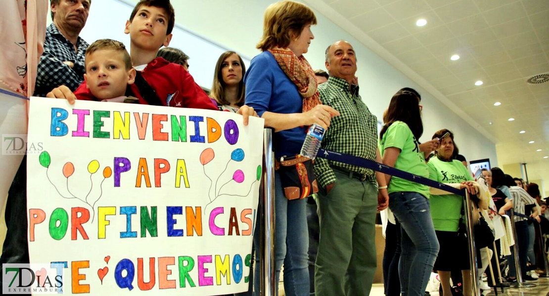 Emotivas imágenes de la llegada de los últimos soldados extremeños procedentes del Líbano